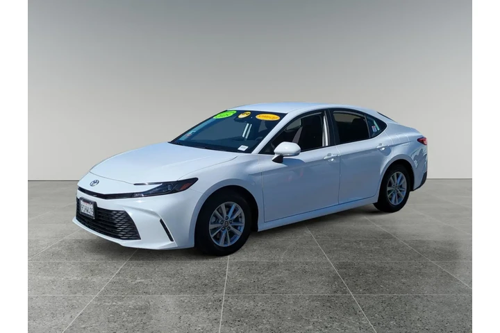 $29250 : Toyota Camry 2025 SE 4dr Sed image 1