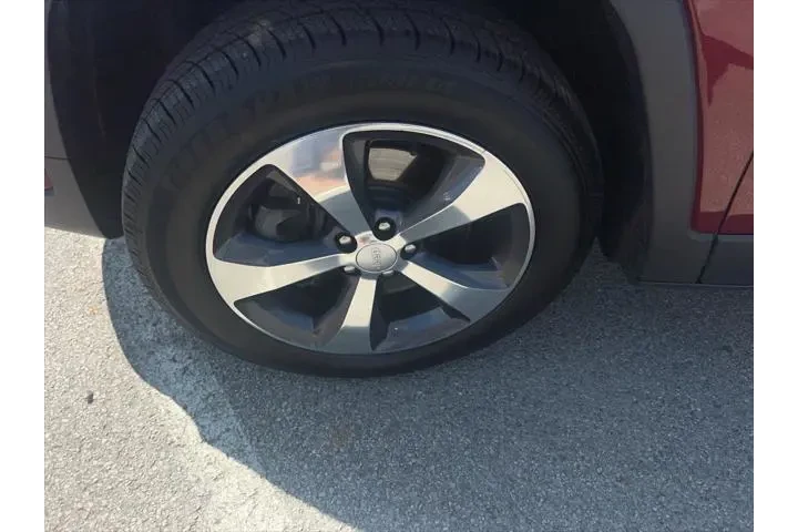 $16155 : Jeep Cherokee 2020 4x4 Limit image 10