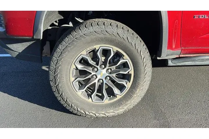 $39984 : Chevrolet Colorado 2021 4x4 image 2