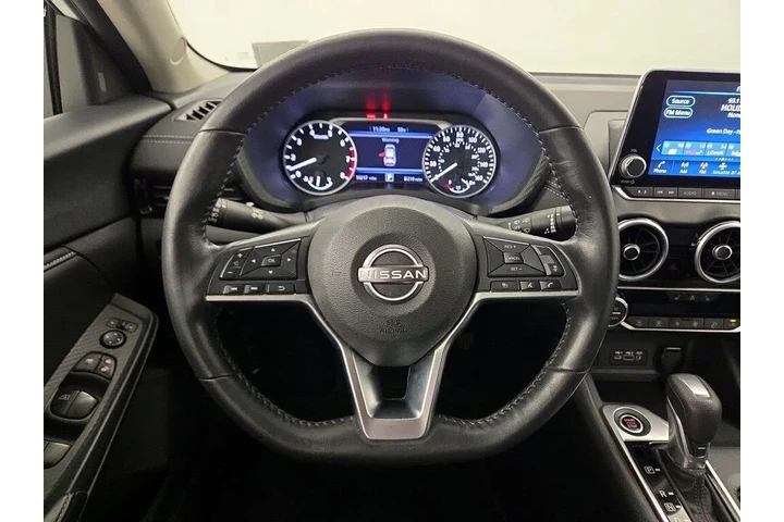 $20998 : Nissan Sentra 2025 SV 4dr Se image 10