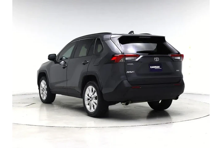 $26998 : Toyota RAV4 2023 XLE Premium image 2