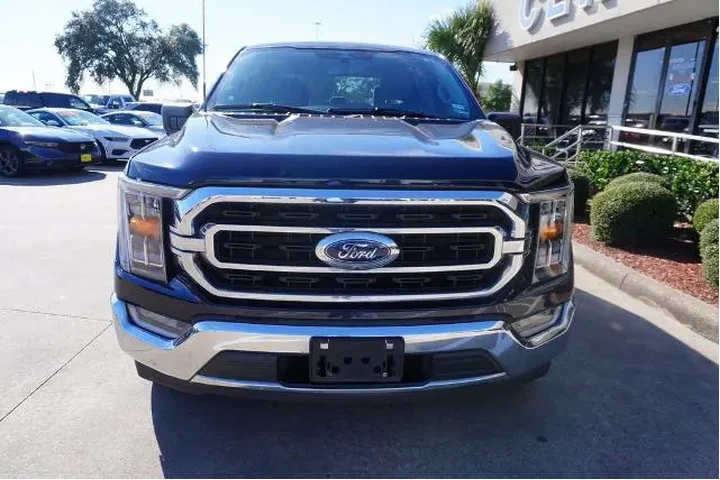 $38888 : Ford F-150 2023 4x2 XLT 4dr image 2