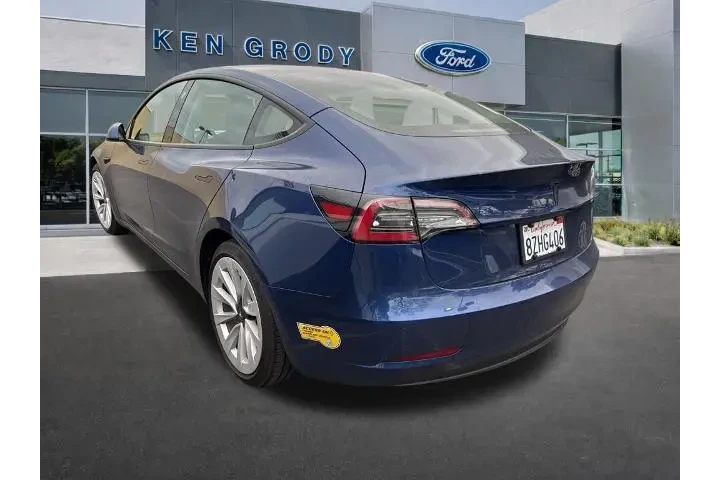 $24496 : Tesla Model 3 2022 AWD Long image 4