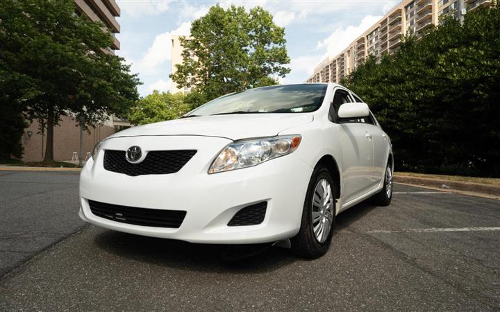 $10000 : 2010 TOYOTA COROLLA image 8