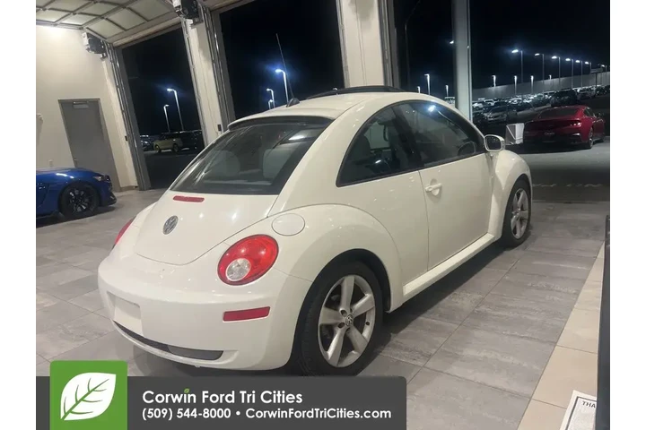 $7999 : Volkswagen New Beetle 2008 T image 6