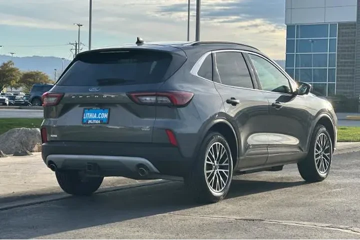 $28995 : Ford Escape Plug-In Hybrid 2 image 2