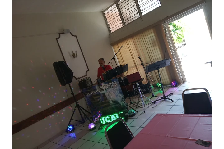 Dueto musical versátil image 8