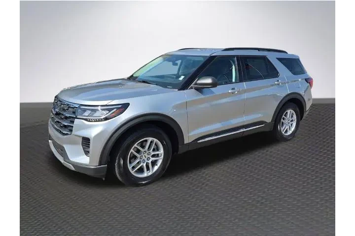 $35888 : Ford Explorer 2025 Active 4d image 5