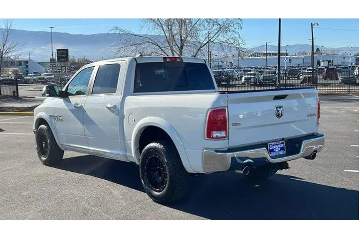 $23984 : Ram 1500 2018 4x4 Laramie 4d image 8