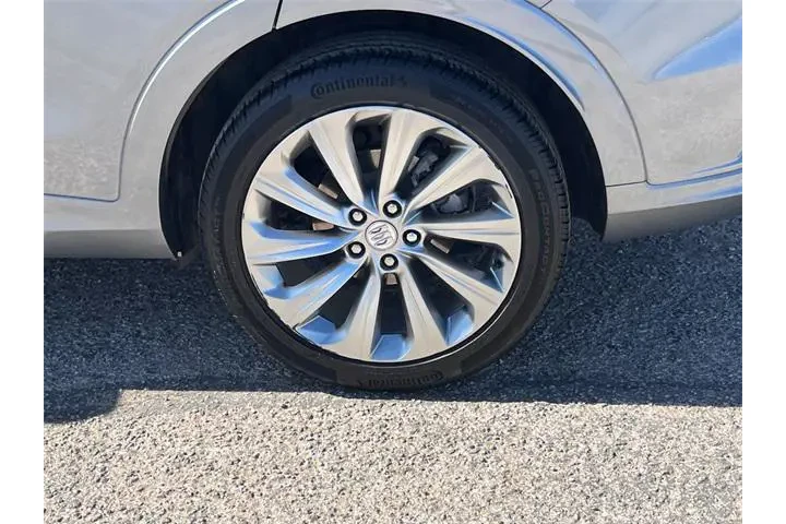 $27590 : Buick Envista 2025 Avenir 4d image 5