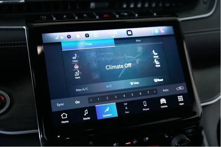 $29997 : Jeep Grand Cherokee L 2023 4 image 9