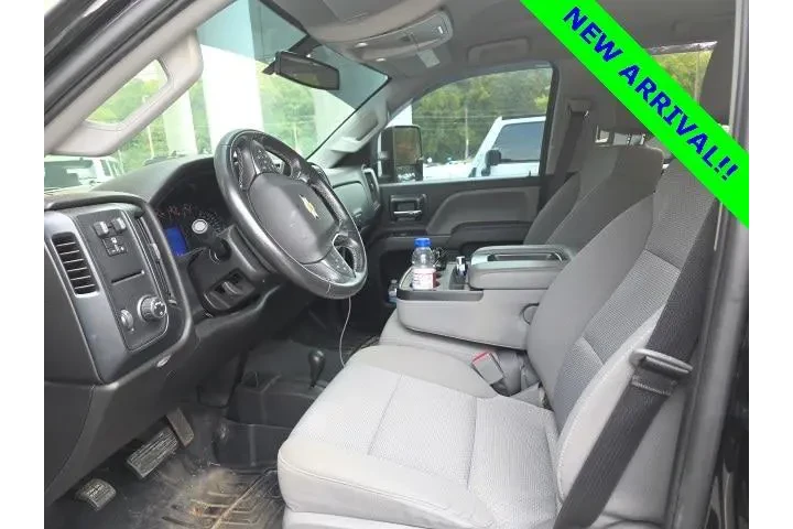 $38039 : Chevrolet Silverado 3500HD 2 image 4