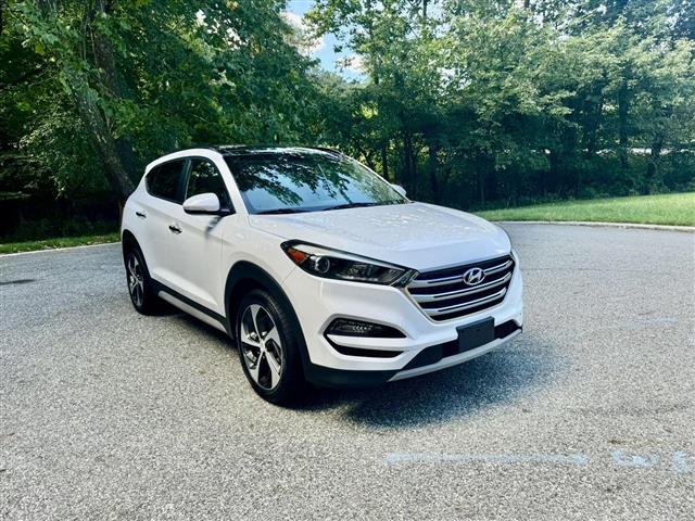 $10995 : 2017 HYUNDAI TUCSON2017 HYUND image 8