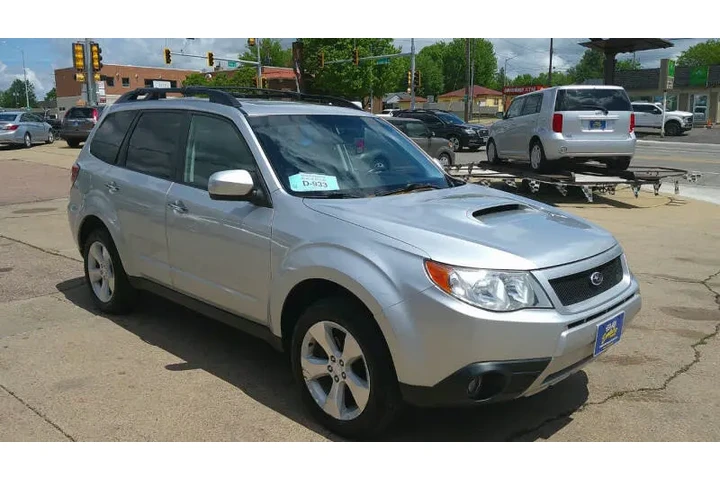 $12999 : 2010 Forester 2.5XT Limited image 5