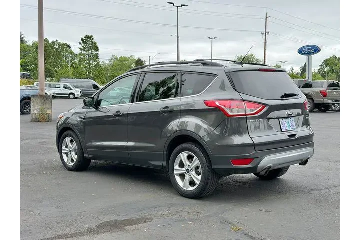 $10900 : Ford Escape 2015 SE 4dr SUV image 5