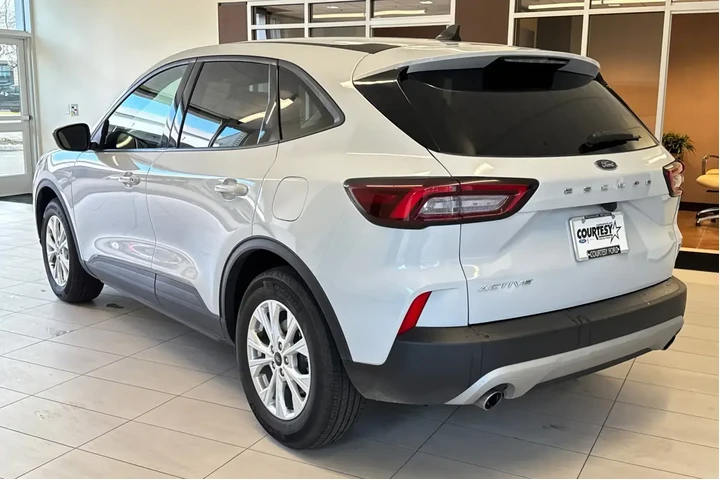 $22717 : Ford Escape 2025 Active 4dr image 6