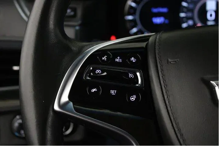 $32988 : Cadillac Escalade ESV 2018 4 image 10