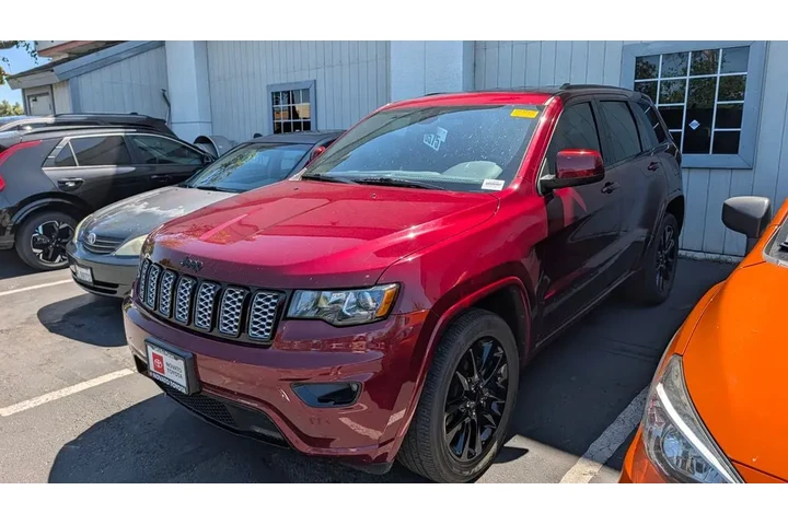 $20990 : 2019 Grand Cherokee Altitude image 3