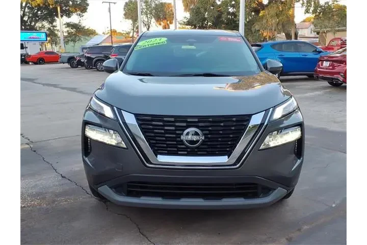 $22500 : Nissan Rogue 2023 SV 4dr Cro image 2