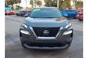 $22500 : Nissan Rogue 2023 SV 4dr Cro thumbnail