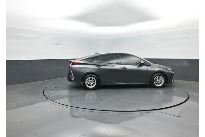 $16958 : Toyota Prius Prime 2018 Plus image 8
