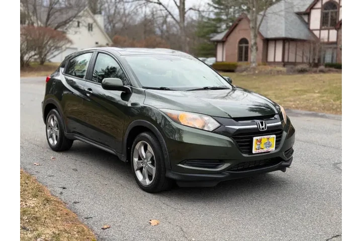 $11995 : 2016 HR-V LX image 5