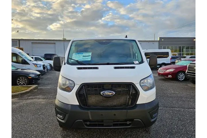 $40000 : Ford Transit 2024 350 3dr SW image 8