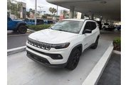 $14000 : Jeep Compass 2022 4x4 Latitu thumbnail