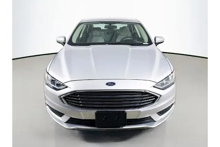 $17900 : Ford Fusion Hybrid 2018 S 4d image 2