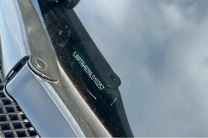 $31981 : Honda CR-V Hybrid 2022 AWD T image 2