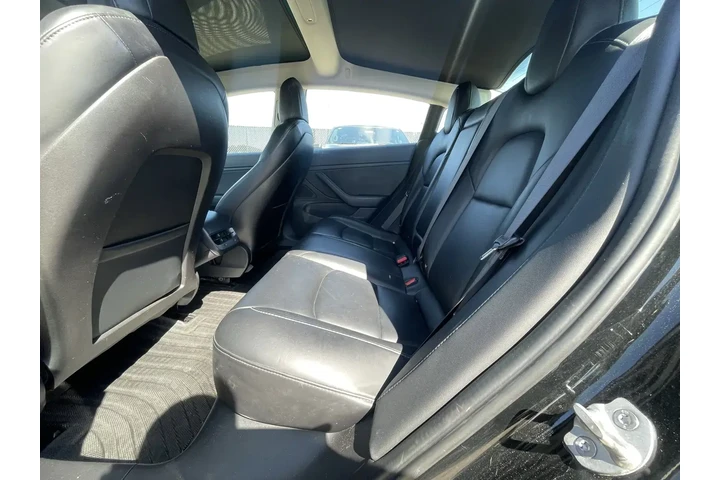 $21759 : Tesla Model 3 2018 AWD Long image 5