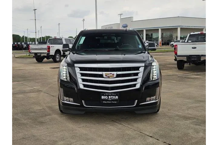 $22032 : Cadillac Escalade 2016 Stand image 8