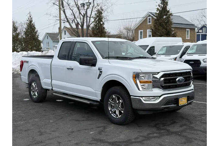 $39380 : Ford F-150 2023 4x4 XL 4dr S image 9