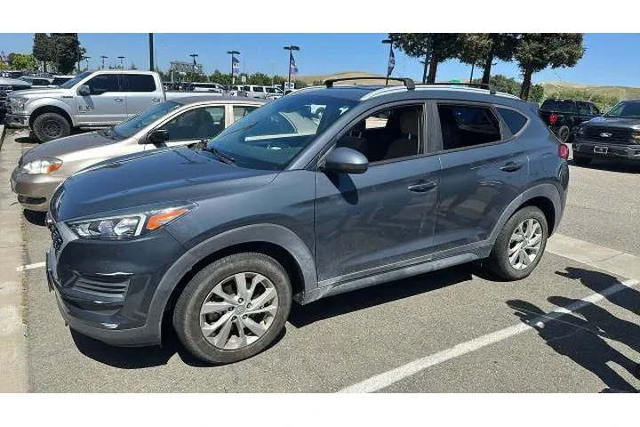 $14950 : Hyundai TUCSON 2021 Value 4d image 1