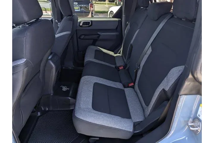 $35999 : Ford Bronco 2021 4x4 Base 4d image 8