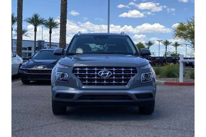 $18990 : Hyundai VENUE 2021 SEL 4dr C image 8