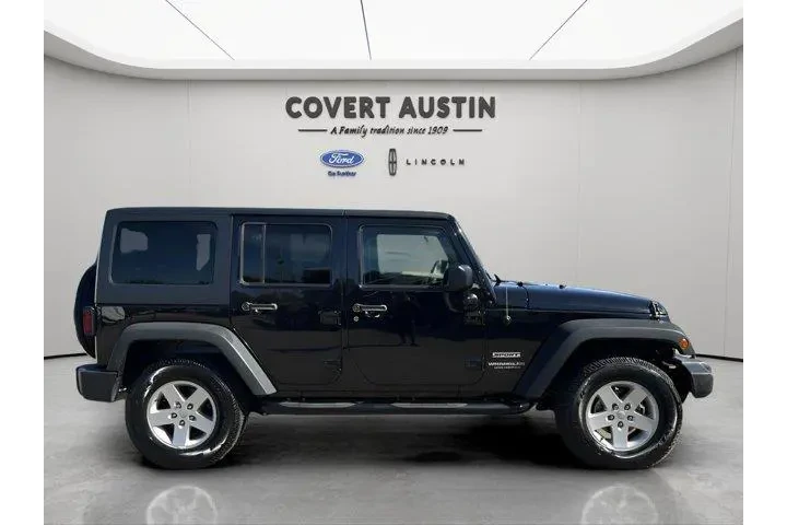 $17919 : Jeep Wrangler Unlimited 2017 image 6