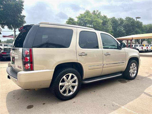 $9662 : 2012 GMC YUKON Denali image 7