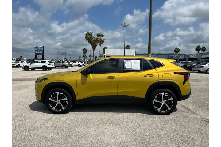 $26998 : 2025 Trax 1RS image 8