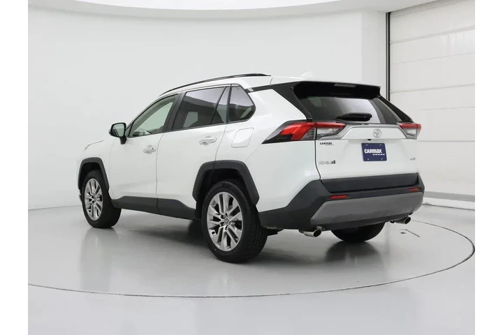 $32998 : Toyota RAV4 2021 Limited 4dr image 2