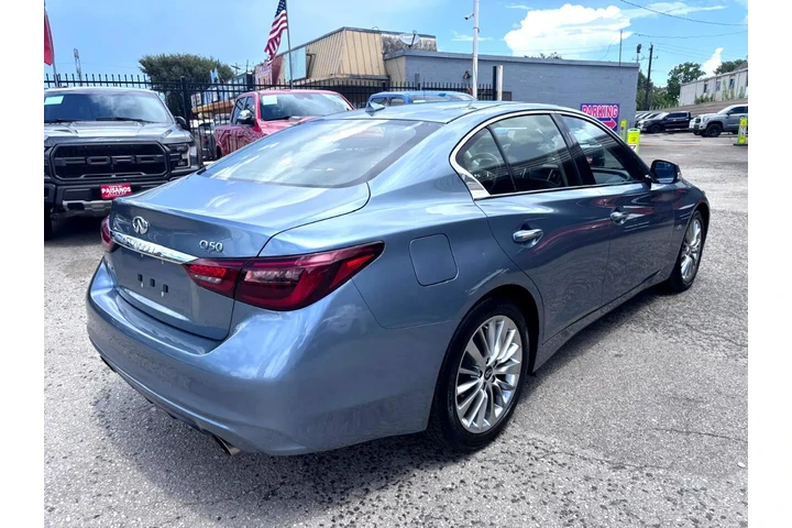 2019 Q50 3.0t LUXE image 5