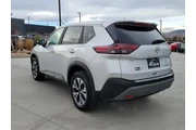 $26885 : Nissan Rogue 2023 AWD SV 4dr thumbnail