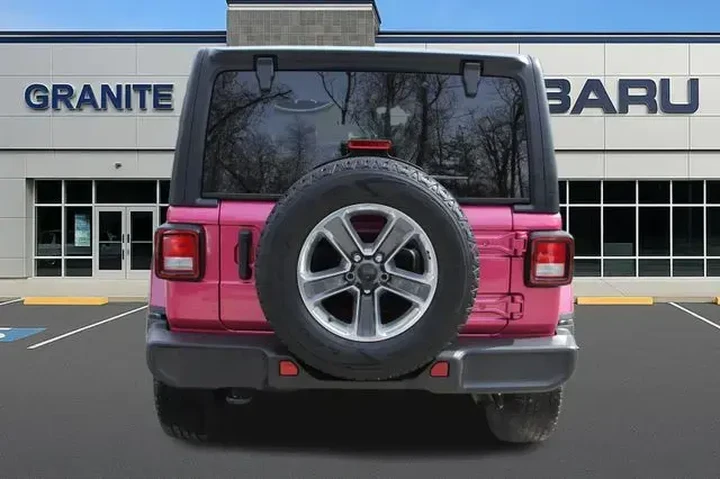 $27990 : Jeep Wrangler Unlimited 2022 image 8