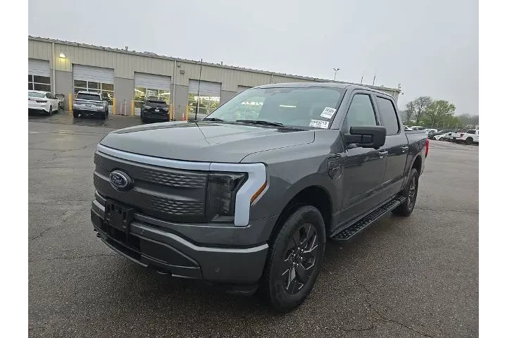 $29999 : Ford F-150 Lightning 2023 AW image 1