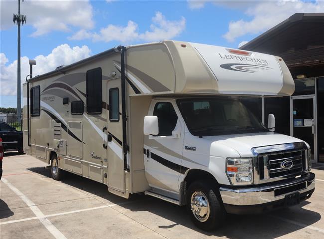 $41995 : 2017 Econoline E450 image 6