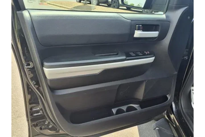 $35998 : Toyota Tundra 2020 4x4 SR5 4 image 5