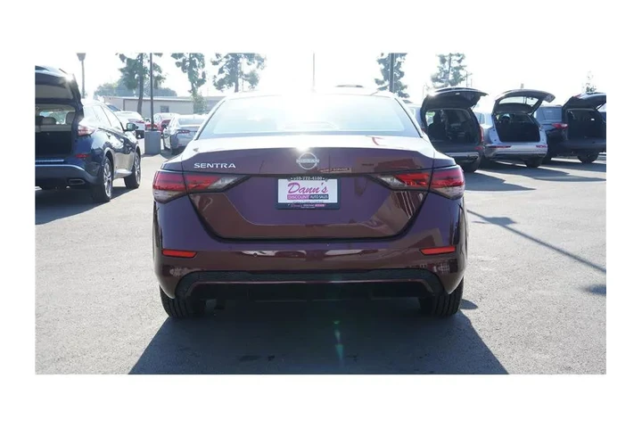 $17984 : 2025 Sentra SV image 5