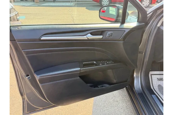 $11995 : 2017 Fusion Titanium image 10