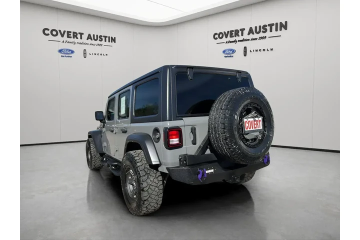$27845 : Jeep Wrangler Unlimited 2022 image 3