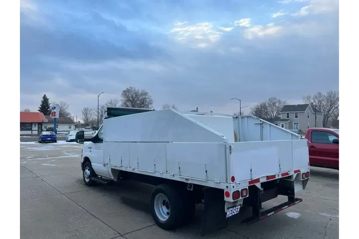 $7500 : 2010 E-450 | Dickinson ND | H image 6